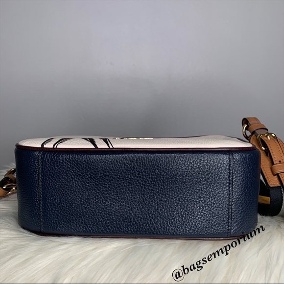 Coach x Marvel Jes Crossbody Bag - Picture 6 of 9